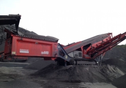 Фотография Мобильный грохот
Грохот Sandvik QA440 в разделе ТРАНСПОРТ, Строительная техника